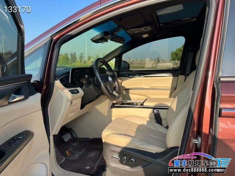 22年别克GL8轿车抵押车出售