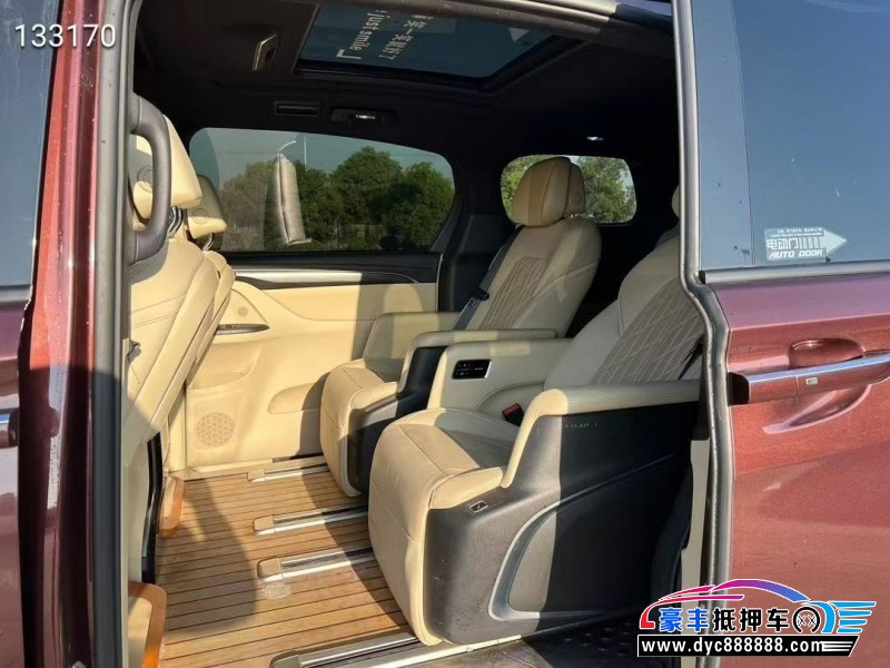 22年别克GL8轿车抵押车出售