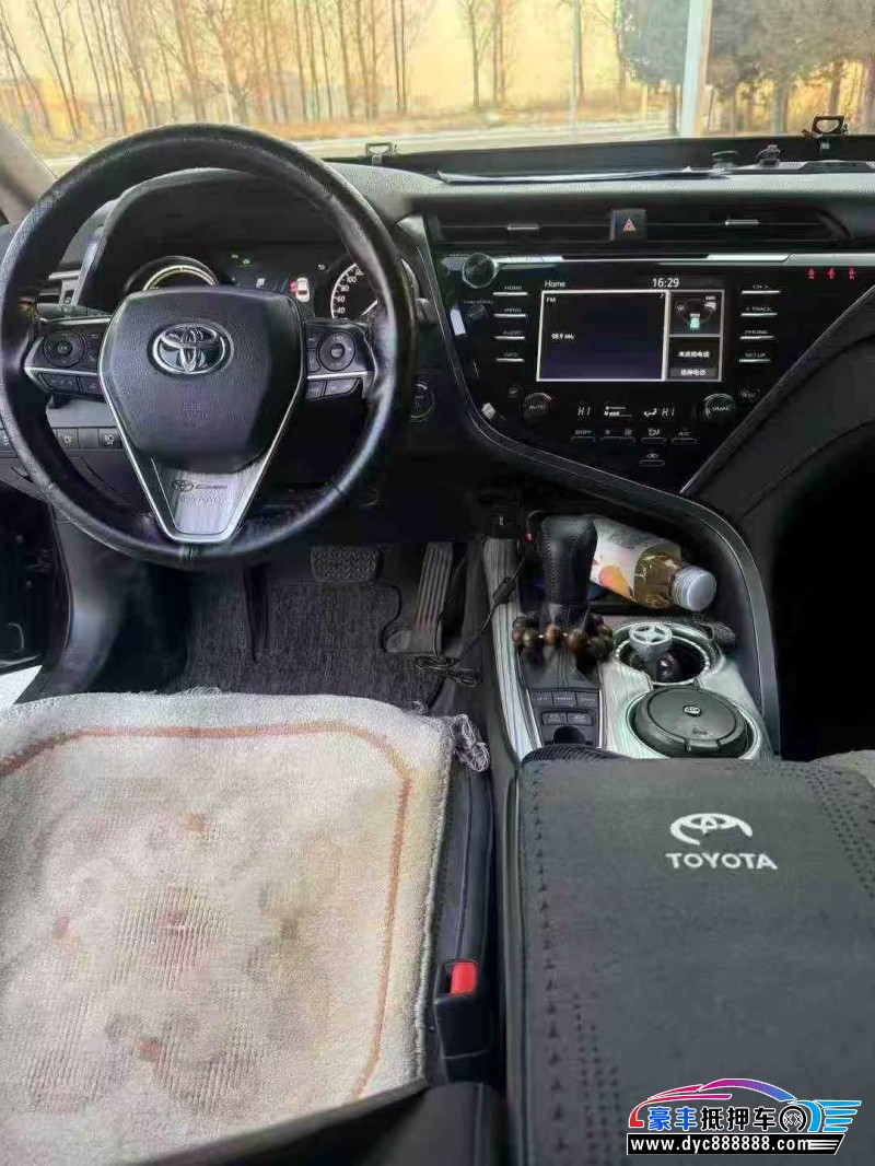 18年丰田凯美瑞轿车抵押车出售