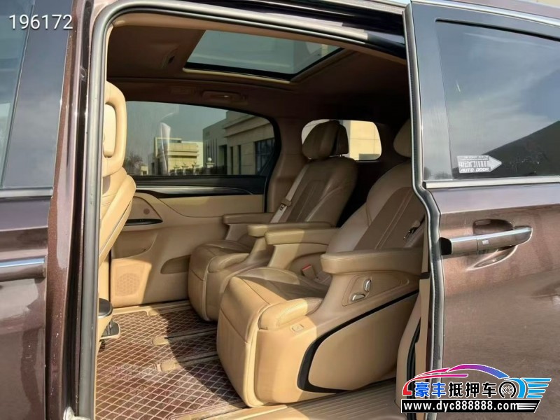 20年别克GL8轿车抵押车出售