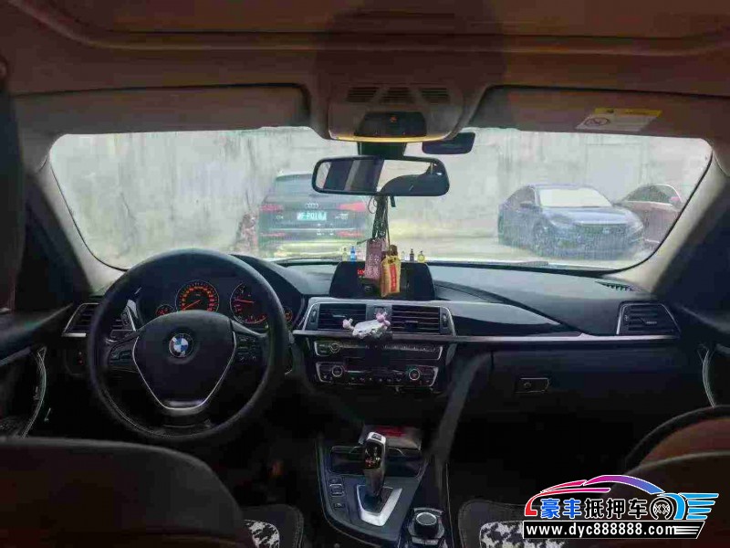 18年宝马3系轿车抵押车出售