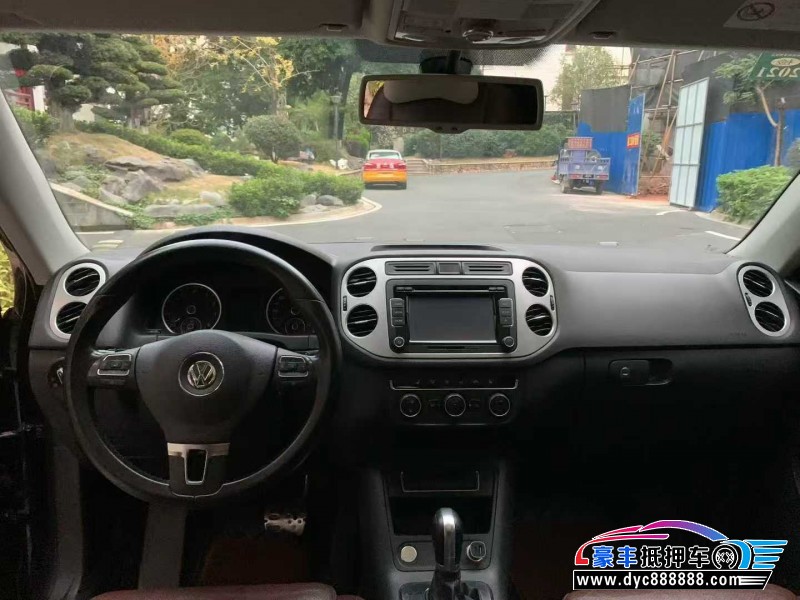 15年大众途观轿车抵押车出售