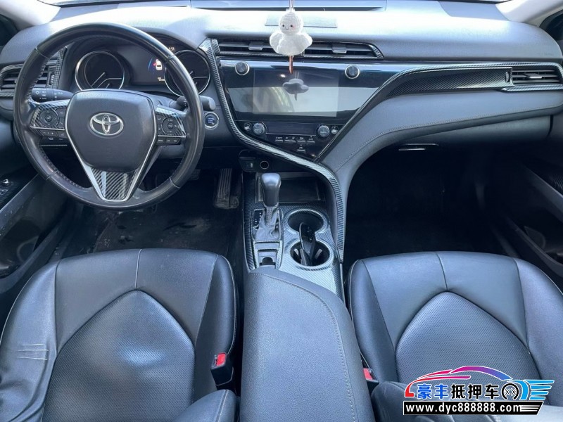 20年丰田凯美瑞轿车抵押车出售