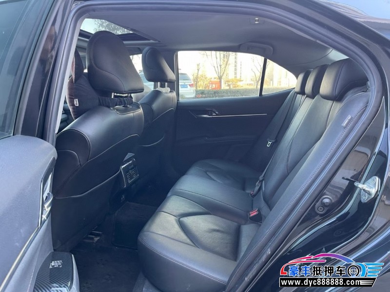 20年丰田凯美瑞轿车抵押车出售