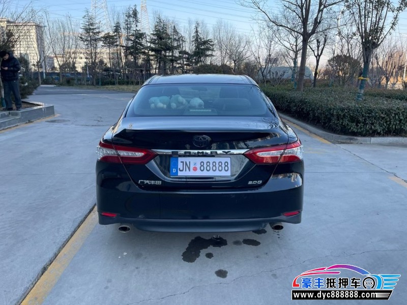 20年丰田凯美瑞轿车抵押车出售