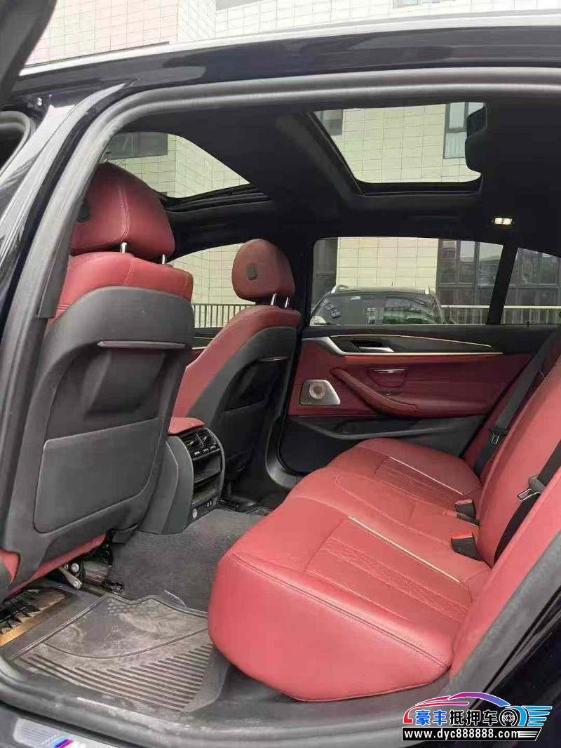 21年宝马5系轿车抵押车出售