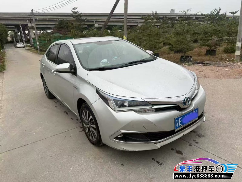 16年丰田雷凌轿车抵押车出售