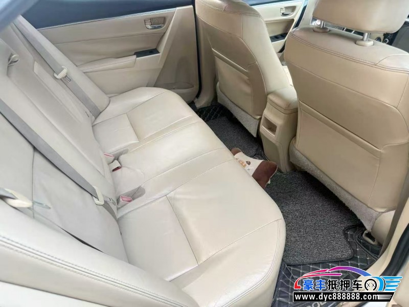 16年丰田雷凌轿车抵押车出售