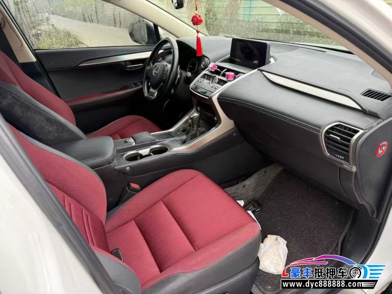 18年雷克萨斯NX轿车抵押车出售