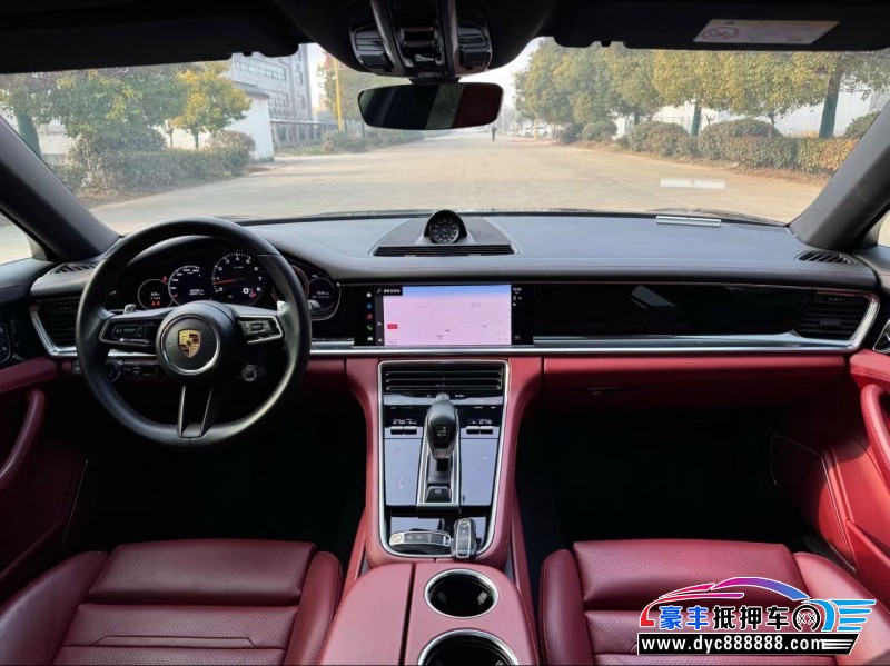 22年保时捷帕纳梅拉轿车抵押车出售