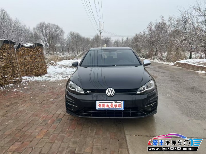 抵押车出售18年大众高尔夫轿车