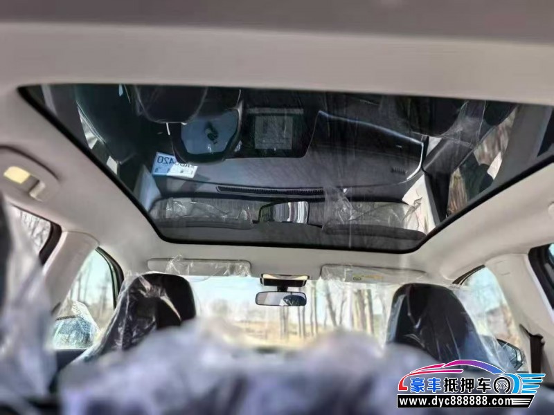 25年启辰大V轿车抵押车出售