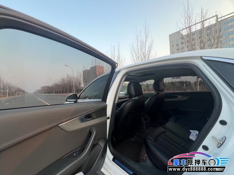 18年奥迪A4L轿车抵押车出售