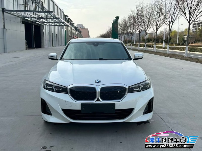 23年宝马i3轿车