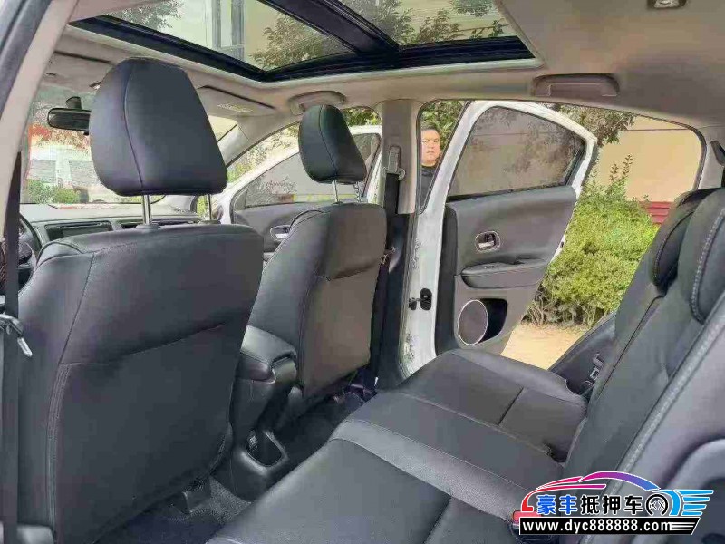 19年本田缤智轿车抵押车出售