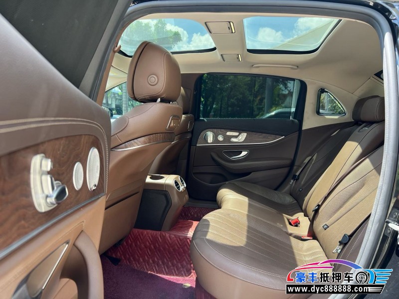 20年奔驰E轿车抵押车出售