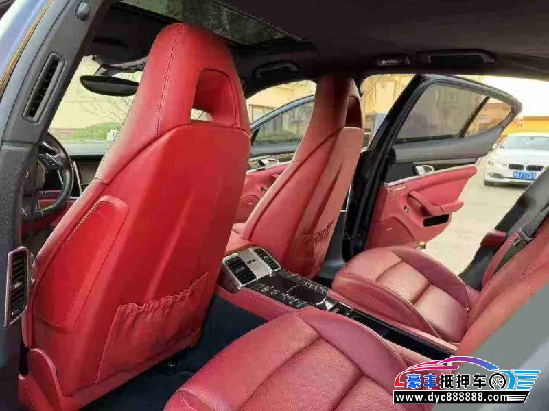 15年保时捷帕纳梅拉轿车抵押车出售