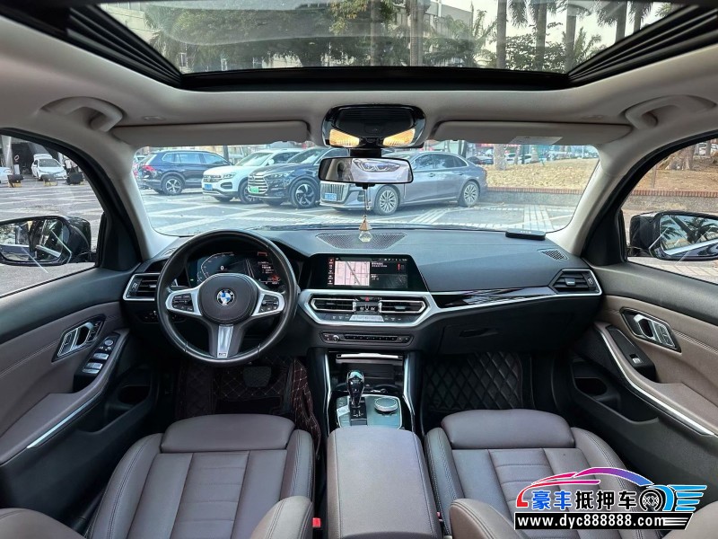 21年宝马3系轿车抵押车出售