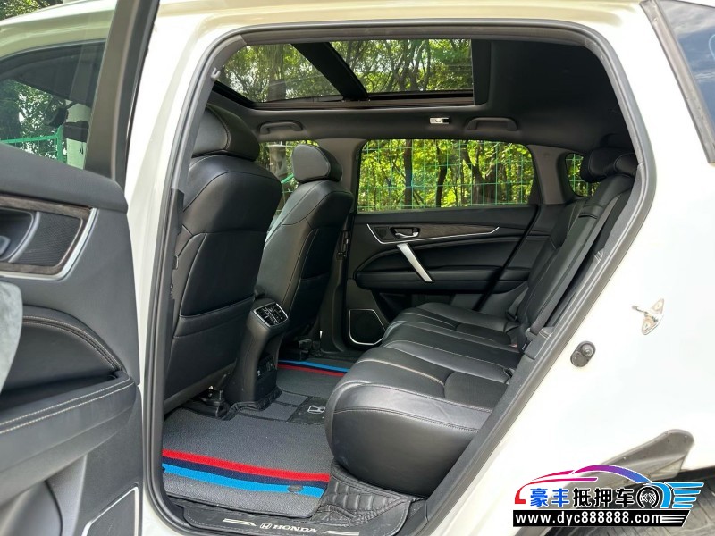 22年本田UR-V轿车抵押车出售