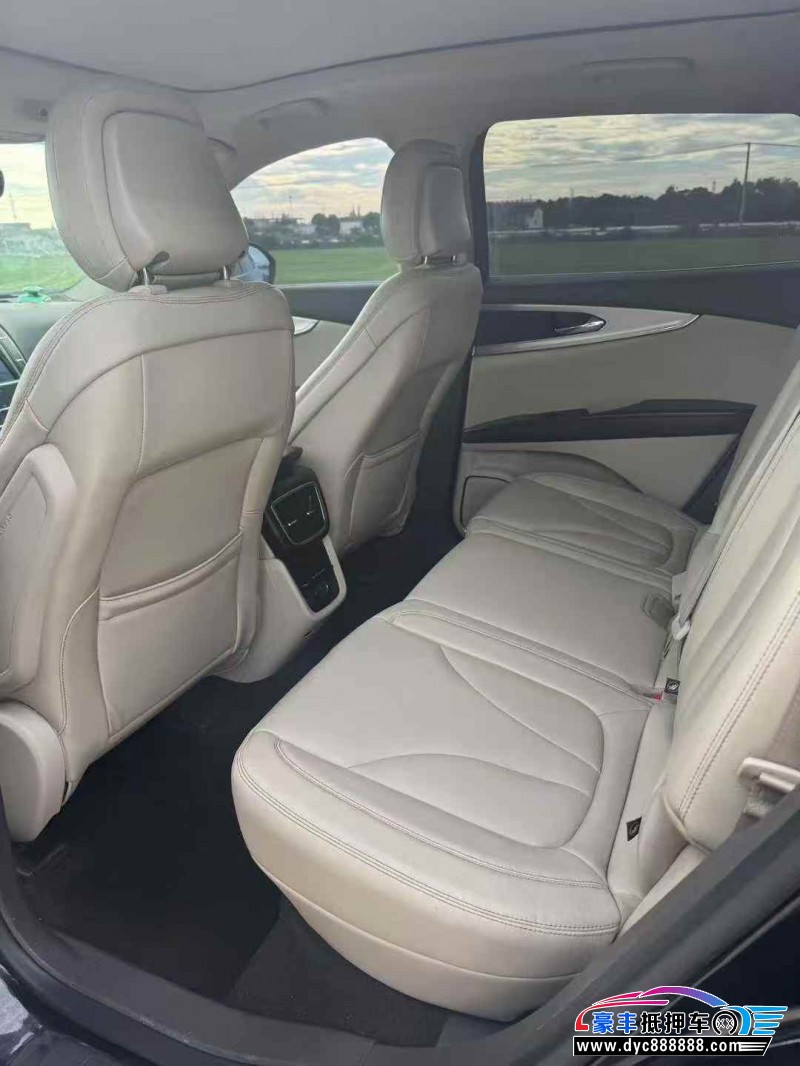 21年林肯航海家轿车抵押车出售