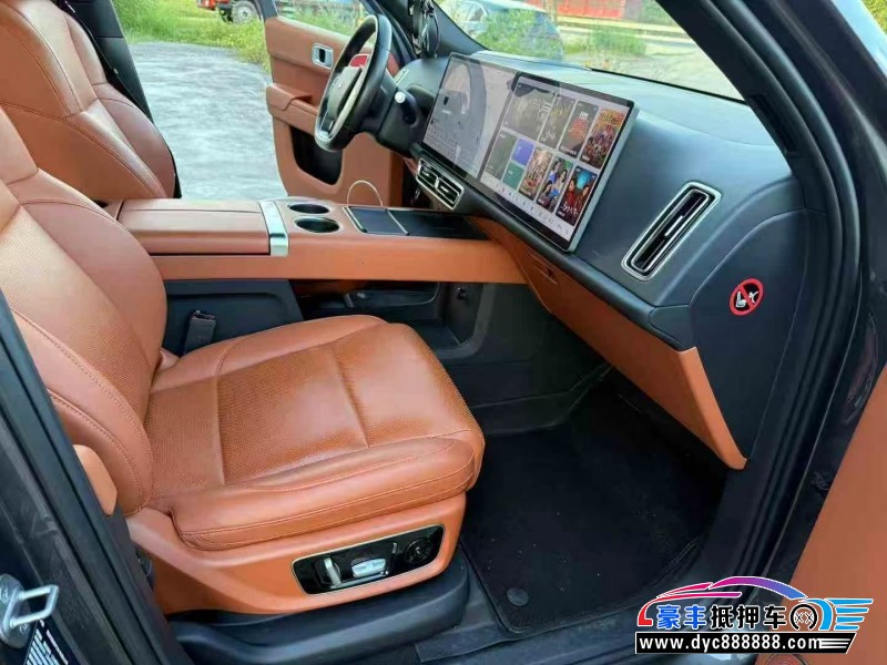 23年理想L8SUV抵押车出售