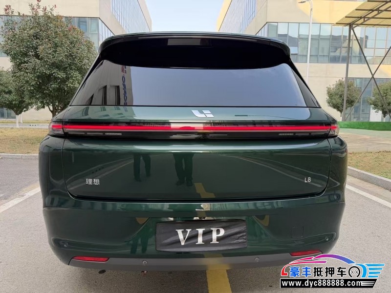 23年理想L8轿车抵押车出售