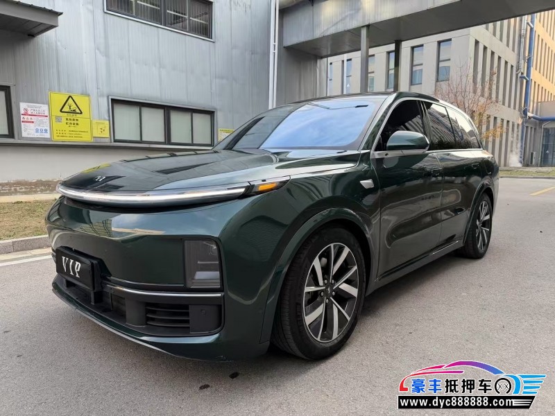 23年理想L8轿车抵押车出售