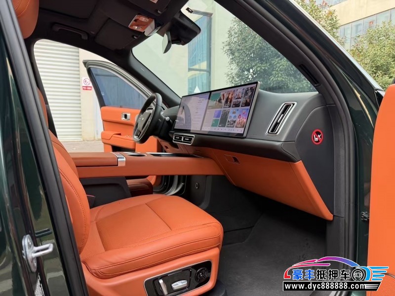 23年理想L8轿车抵押车出售