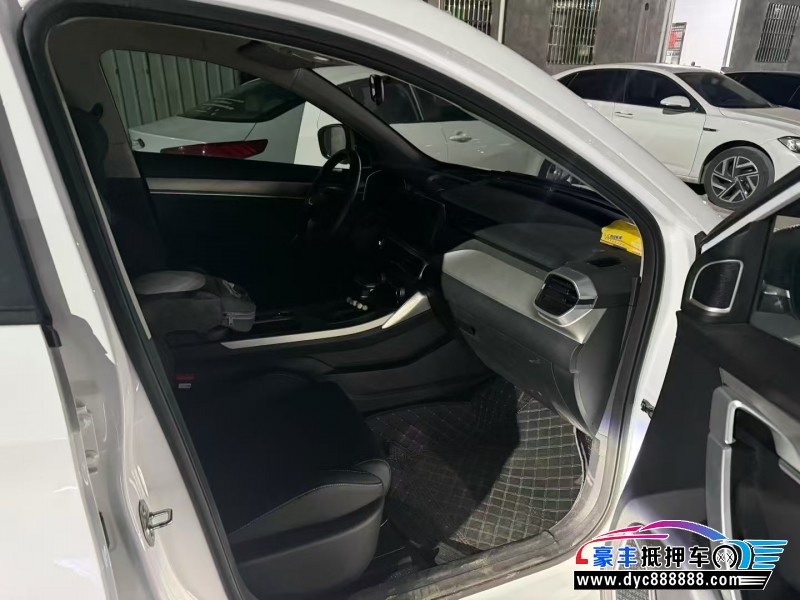 24年吉利缤瑞轿车抵押车出售