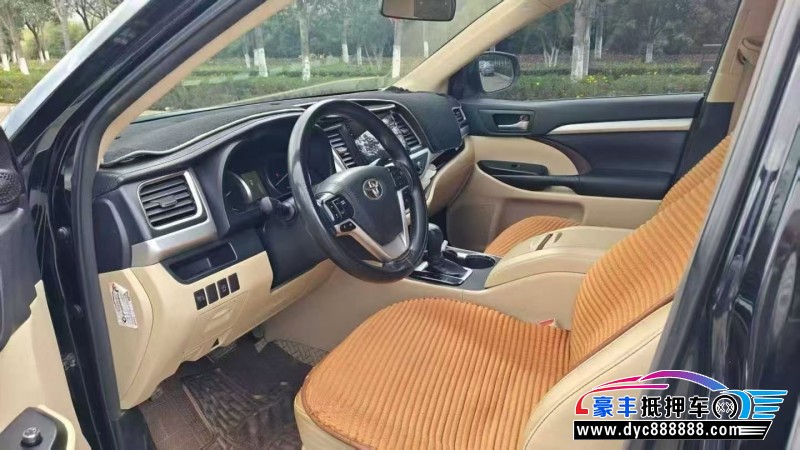 16年丰田汉兰达轿车抵押车出售