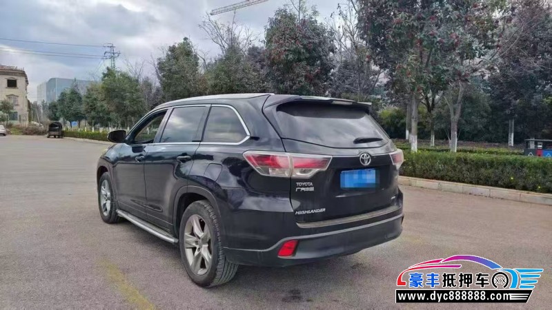 16年丰田汉兰达轿车抵押车出售