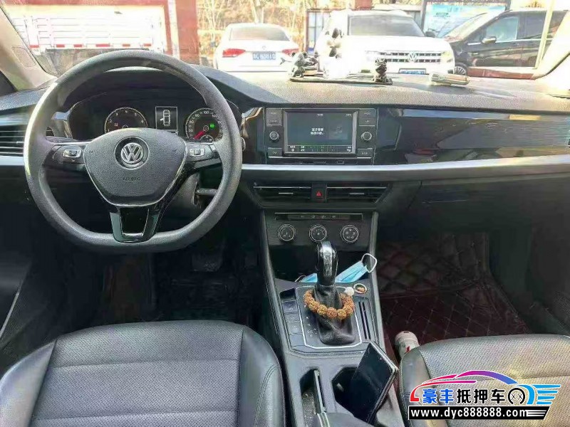 19年大众朗逸轿车抵押车出售