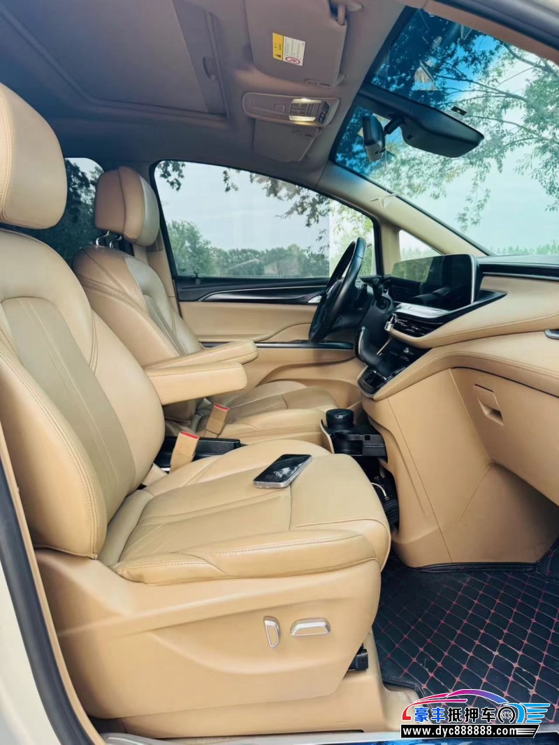 20年别克GL8轿车抵押车出售