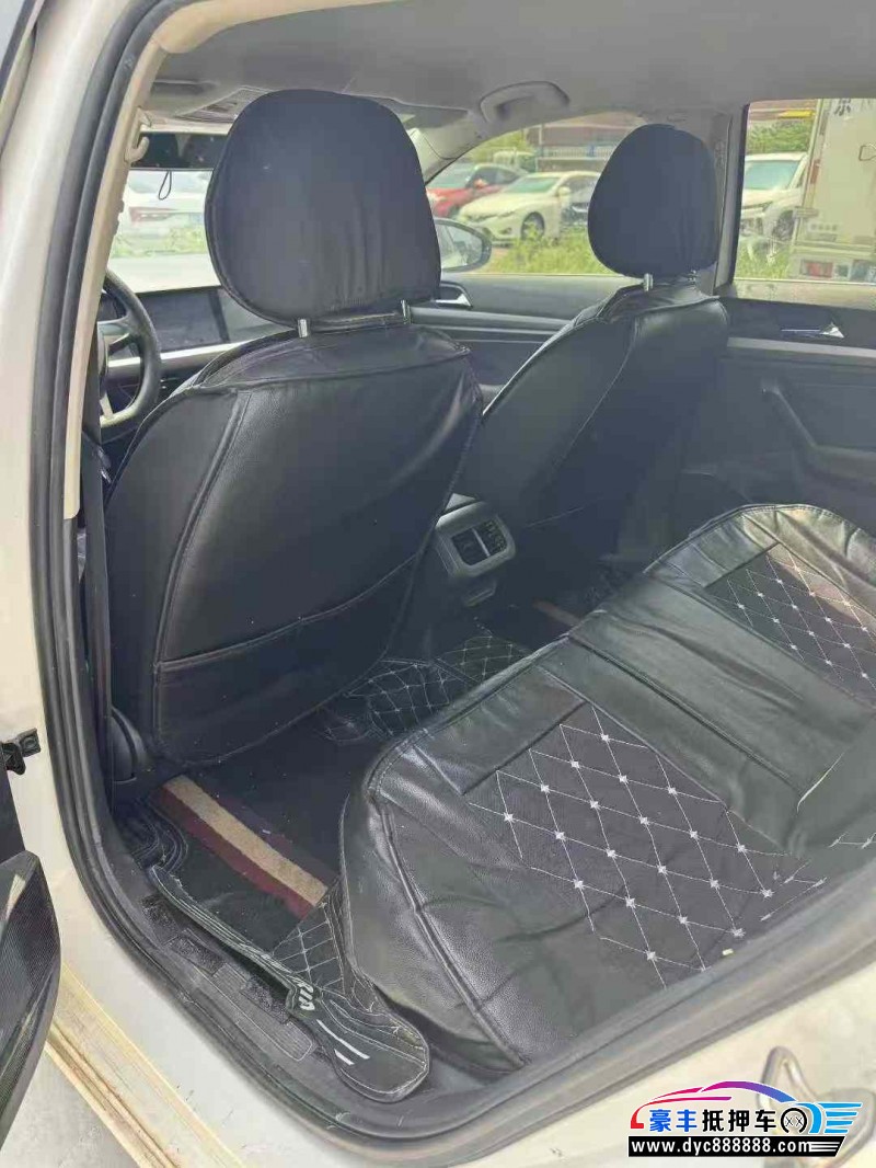 19年大众朗逸轿车抵押车出售