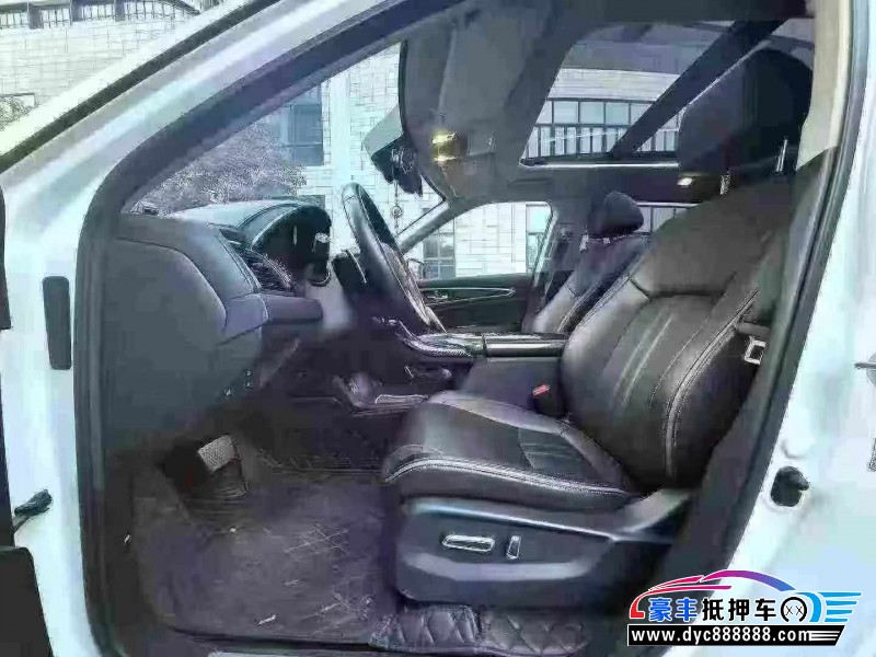 21年本田冠道轿车抵押车出售