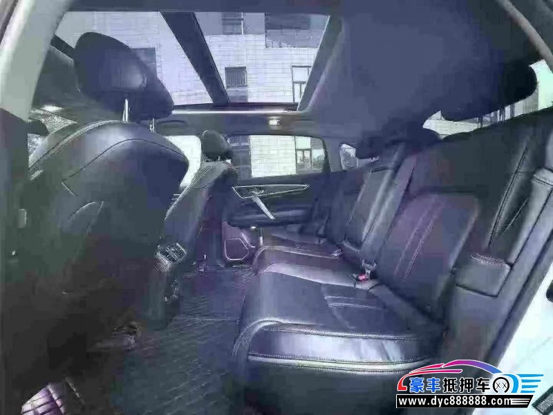 21年本田冠道轿车抵押车出售