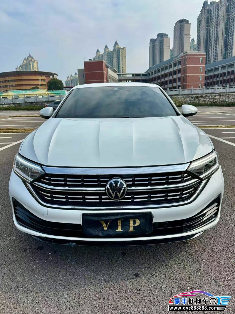 抵押车出售23年大众速腾轿车