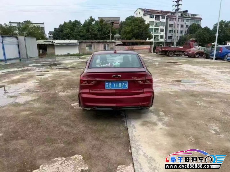 20年雪佛兰科鲁泽轿车抵押车出售