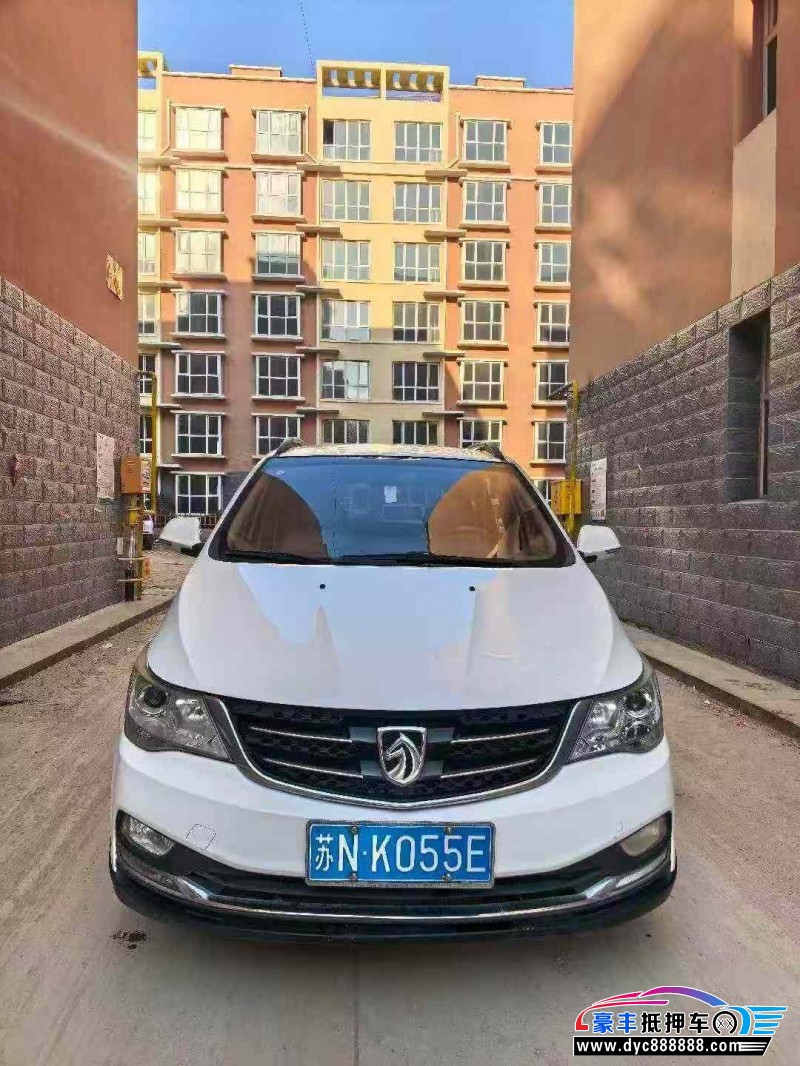 18年宝骏730轿车抵押车出售