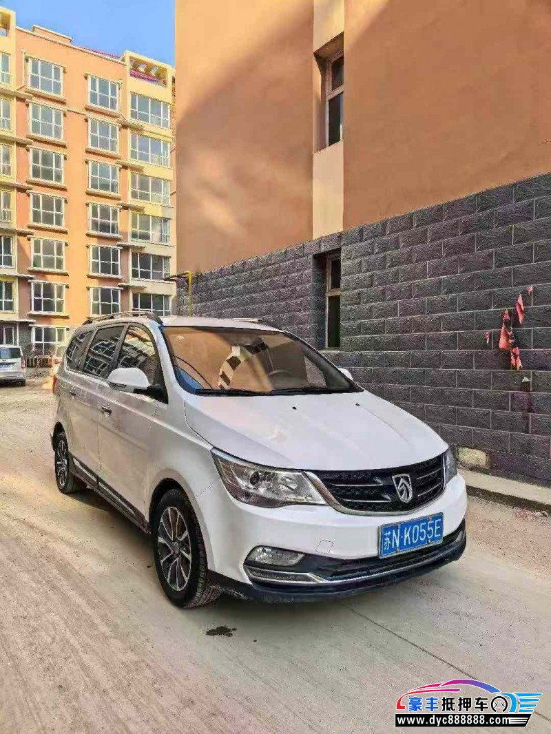 18年宝骏730轿车抵押车出售