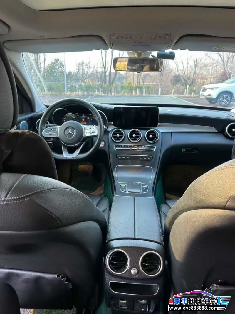 20年奔驰C轿车抵押车出售