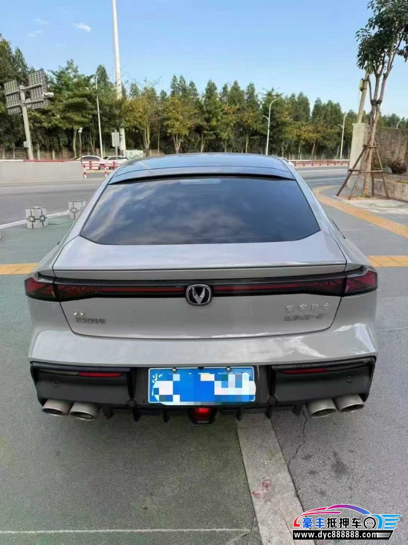 23年长安长安UNI轿车抵押车出售