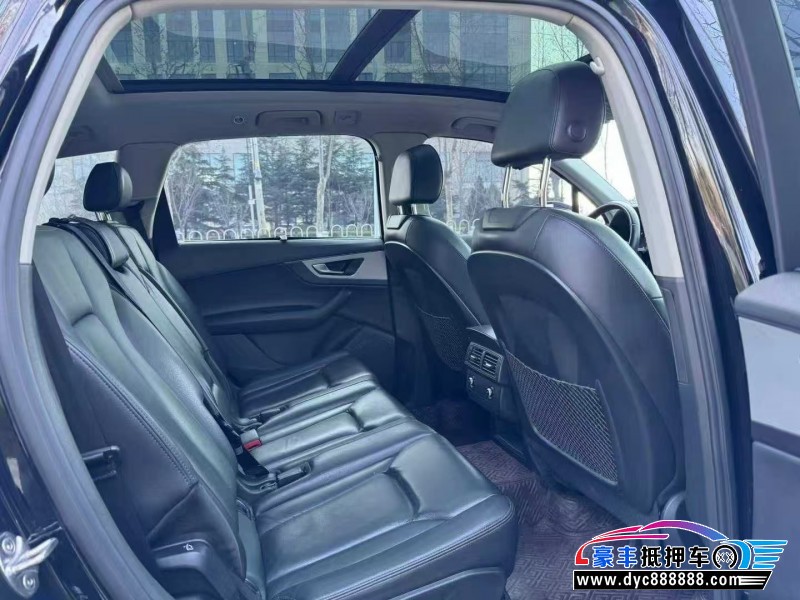 20年奥迪Q7轿车抵押车出售