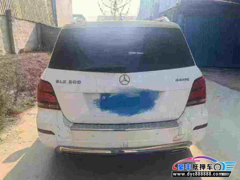 13年奔驰GLK轿车抵押车出售