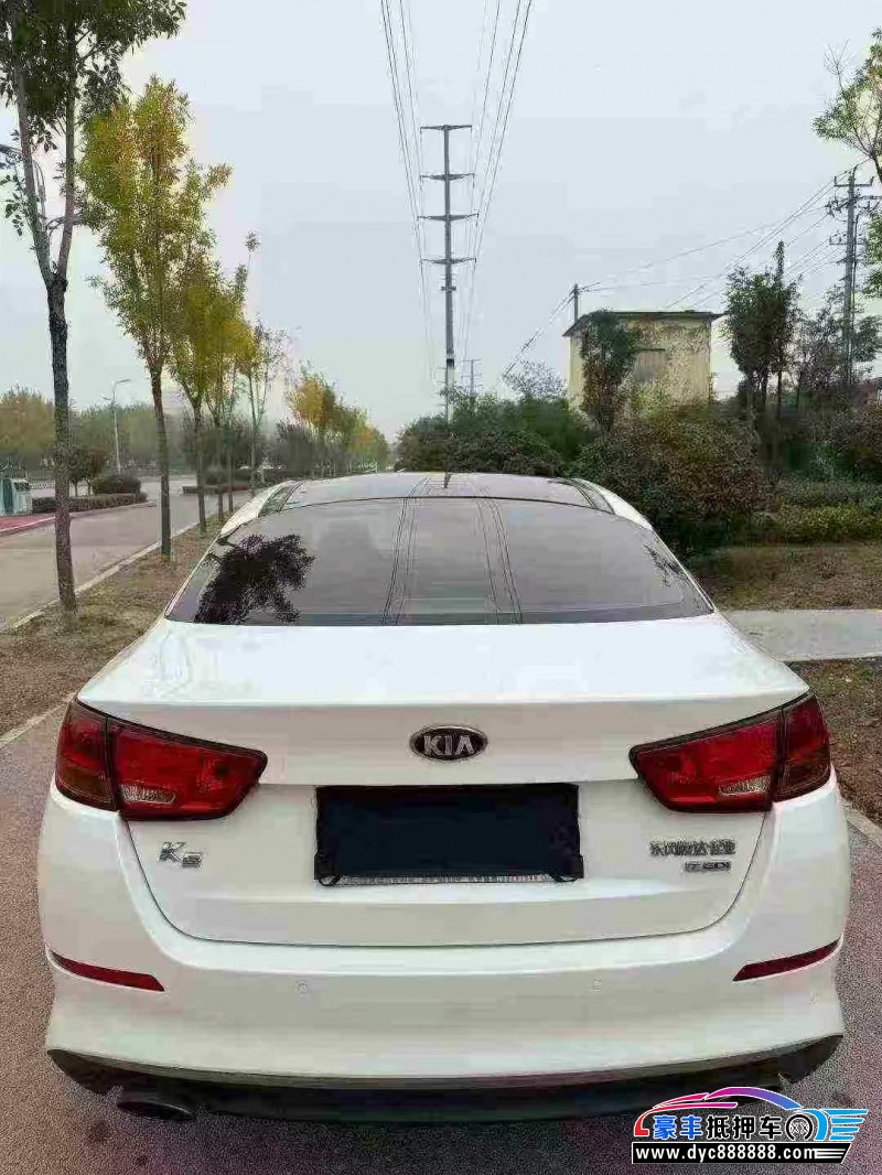 14年起亚K5轿车抵押车出售