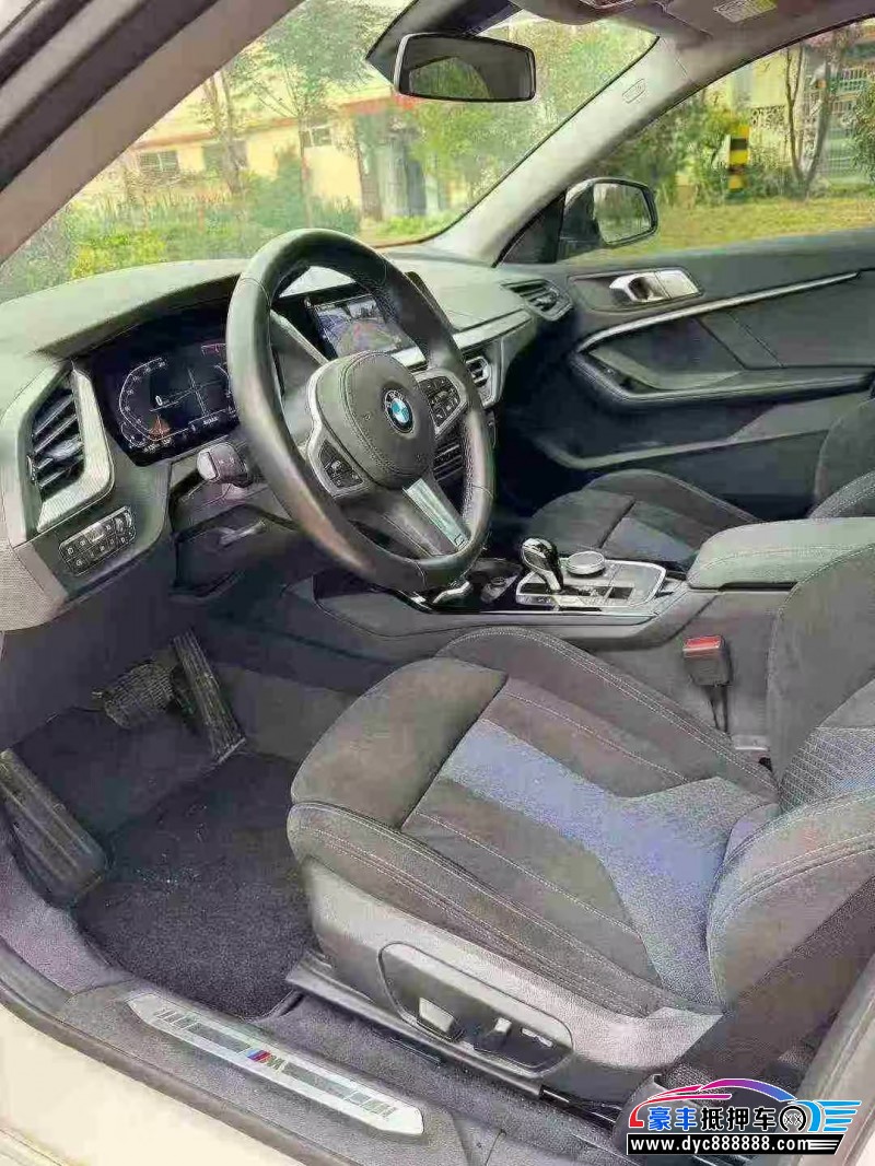 23年宝马2系轿车抵押车出售