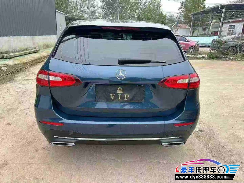 21年奔驰B轿车抵押车出售