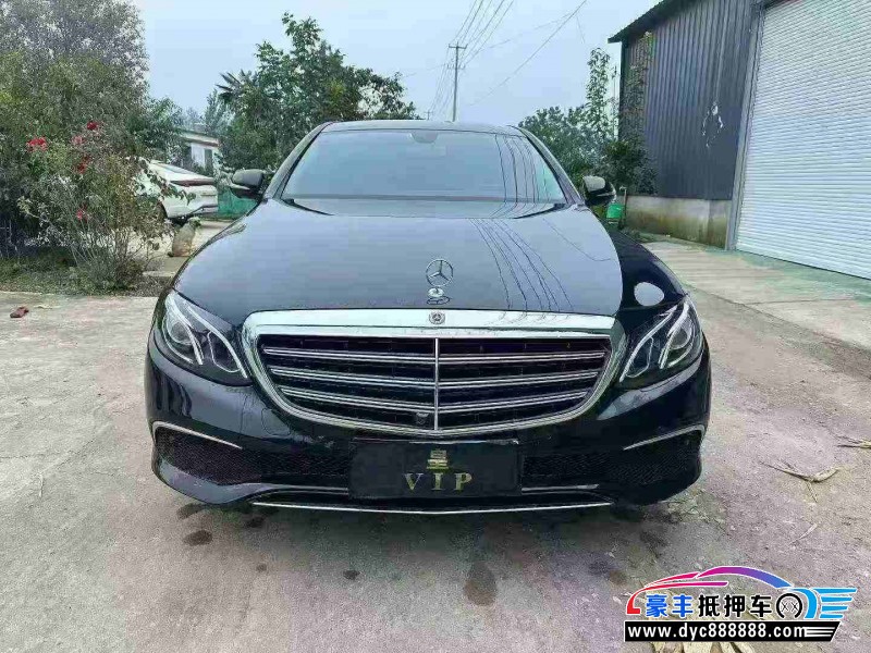 20年奔驰E轿车抵押车出售