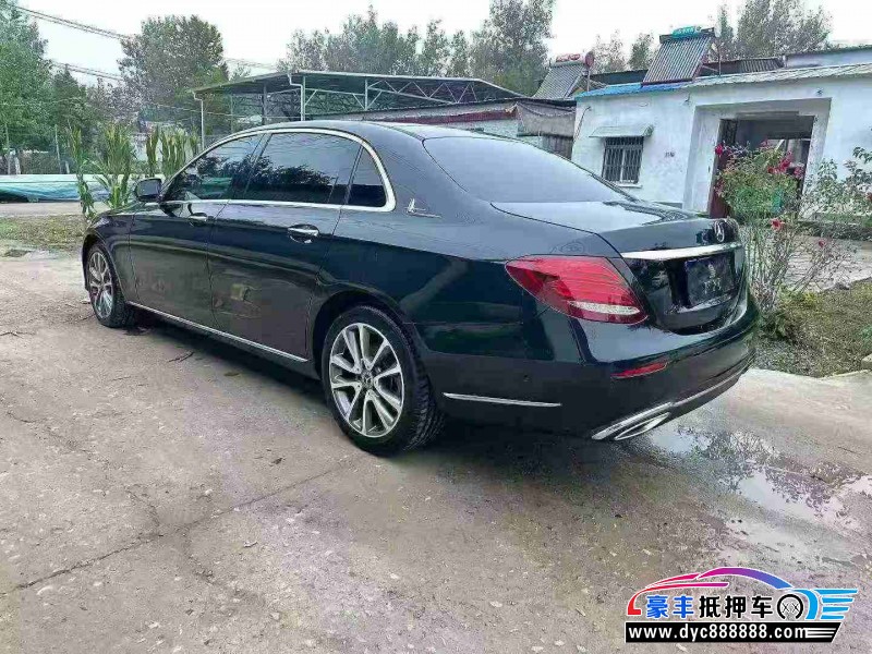 20年奔驰E轿车抵押车出售