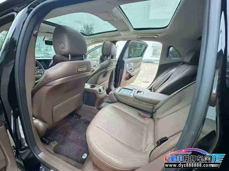 20年奔驰E轿车抵押车出售